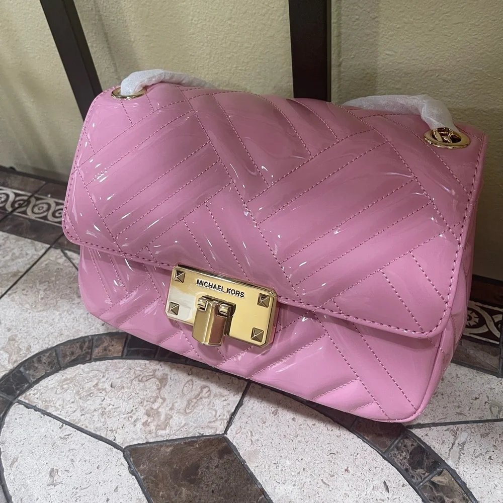 Michael Kors Peyton MD Shoulder Flap Bag - Picture 6 of 11